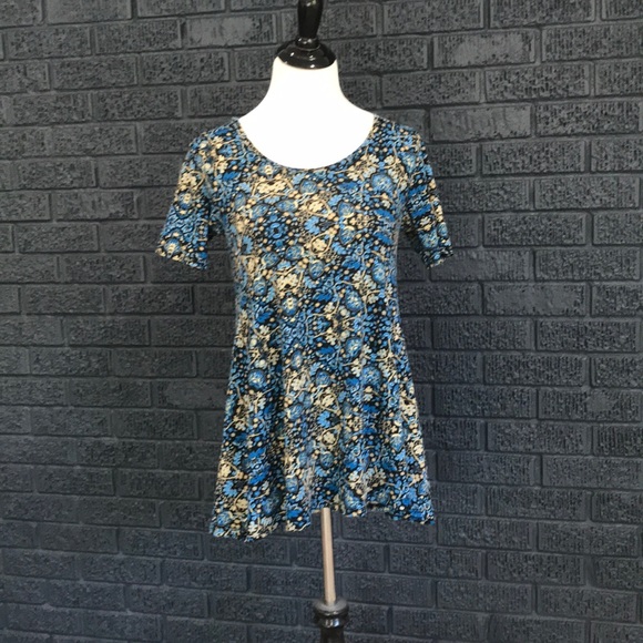 Lularoe Perfect Tee Tunic Sz XXS so flattering! - Picture 1 of 3